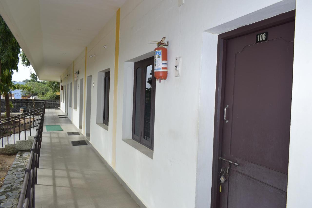 Rani Residency Hotel Pondicherry Exterior foto